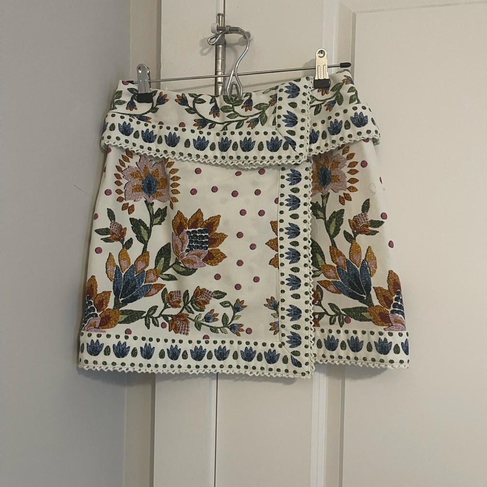 FARM Rio White Mini Skirt